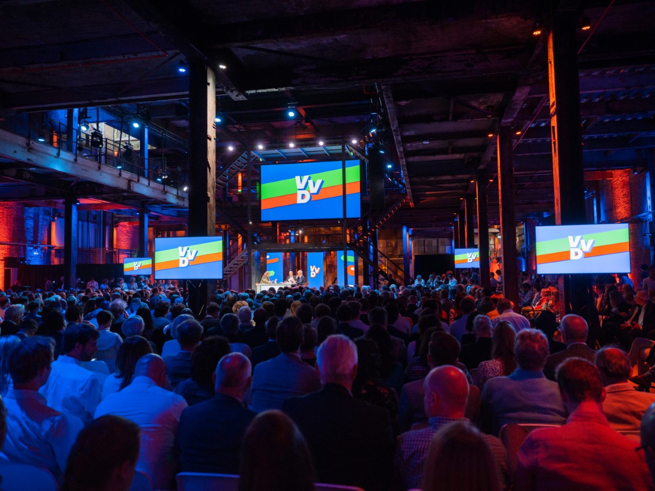 Congres VVD in Van Nelle Fabriek